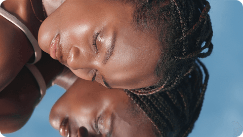 NIVEA - Radiant & Beauty